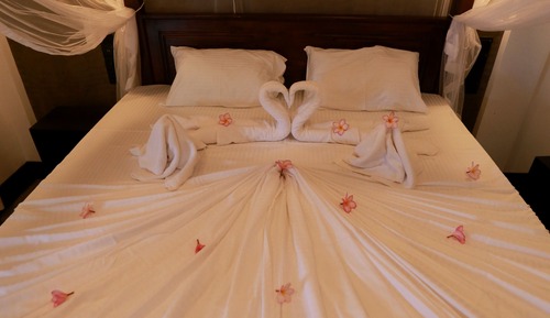 Habitación de lujo, 1 cama de matrimonio grande, junto a la playa