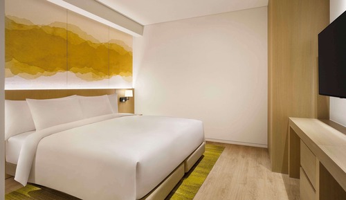 Deluxe 2 Bedroom Suite - Breakfast, Swimming pool and Sauna for 2 guests