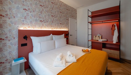 Apartamento, 2 habitaciones, terraza, planta baja