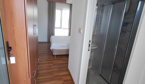 Habitación económica, 1 cama de matrimonio