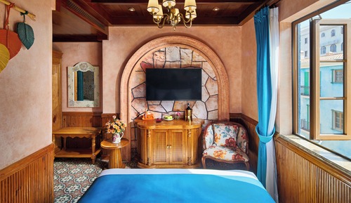 Habitación doble, 1 cama de matrimonio grande, vistas a la ciudad (Caeli Amoris, Window)