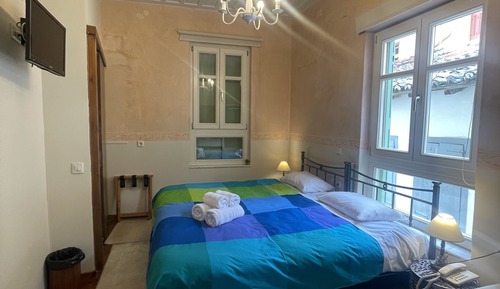 Habitación con 2 camas individuales