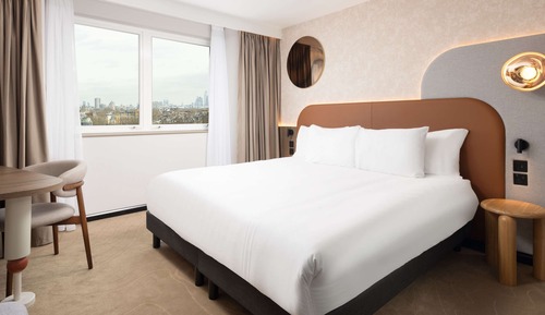 Habitación Deluxe, 1 cama de matrimonio grande, vistas a la ciudad