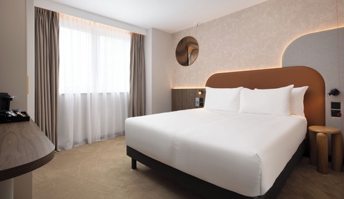 Habitación estándar, 1 cama doble, vistas a la ciudad (Accessible)