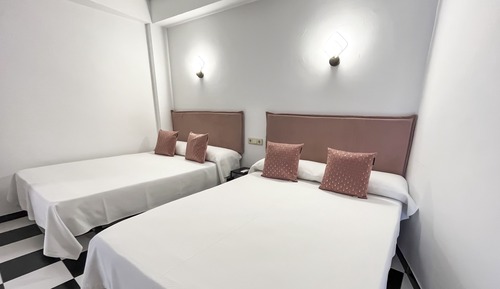 Habitación superior con 2 camas individuales