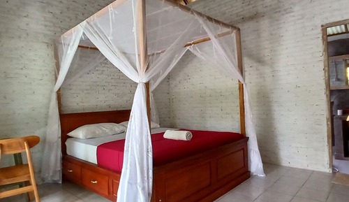 Habitación estándar doble, vistas al patio, en la zona del jardín