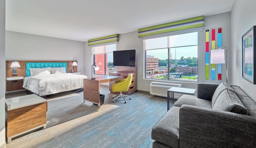 Habitación, 1 cama de matrimonio grande con sofá cama, accesible para personas con discapacidad