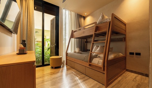 Apartamento, 2 habitaciones, vistas parciales al mar, planta baja