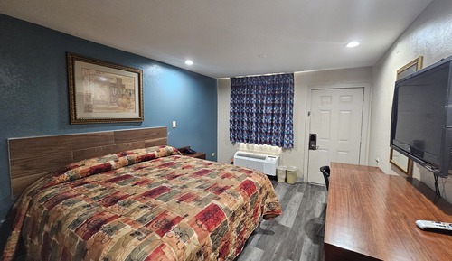 Habitación básica, 1 cama de matrimonio grande