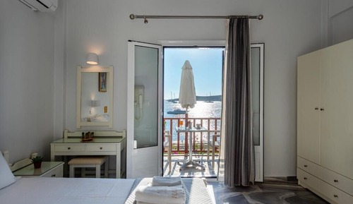 DOUBLE ROOM WITH SEA VIEW