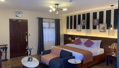 Suite estudio junior, 1 cama de matrimonio grande