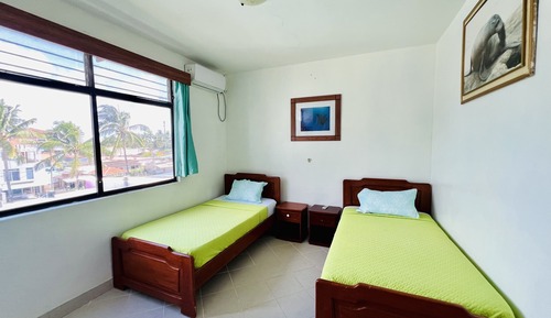Habitación estándar con 2 camas individuales