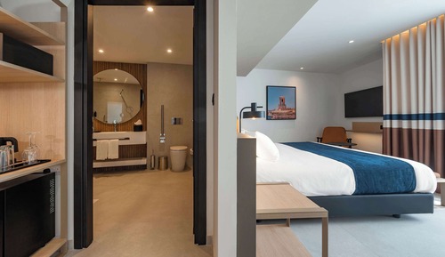 Habitación Deluxe, 1 cama de matrimonio grande, accesible para personas con discapacidad, balcón