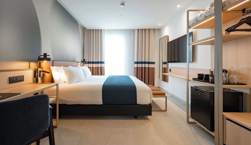 Suite ejecutiva, 1 cama de matrimonio grande, no fumadores, balcón (with Sofabed)