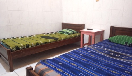 Habitación económica con 2 camas individuales