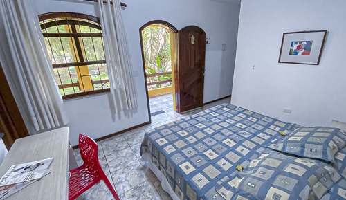 Habitación con 1 cama doble o 2 individuales