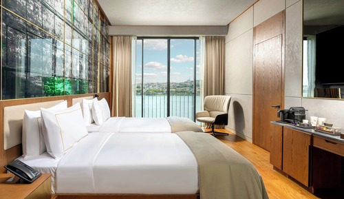 Suite Premium, 2 habitaciones, balcón, vistas parciales al mar