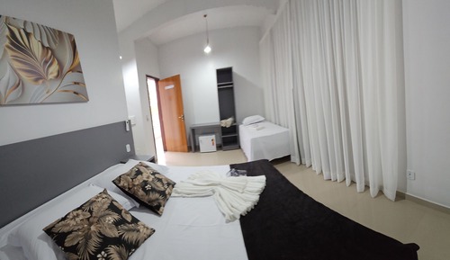 Habitación con 1 cama doble o 2 individuales