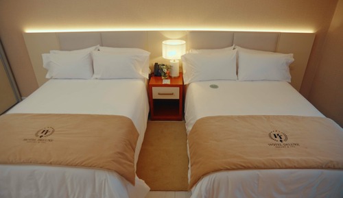 Habitación estándar con 1 cama doble o 2 individuales