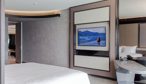 Suite Signature