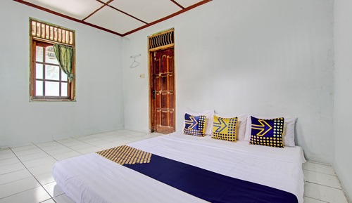 Habitación triple económica