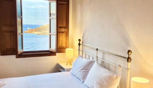 Suite estudio, vistas al mar, en esquina