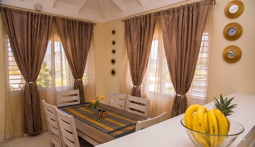Villa Deluxe