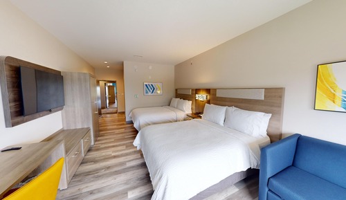 Habitación estándar, 2 camas de matrimonio, bañera accesible (Communications, Mobility)