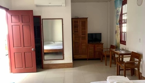 Habitación económica, varias camas, vistas al jardín, planta baja