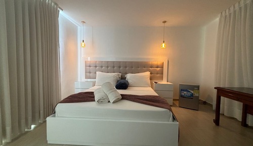 Habitación Deluxe doble, vistas a la piscina