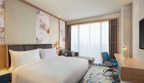 King Guest Room High Floor with Sofa Bed