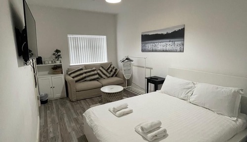 Habitación cuádruple (Room 1)