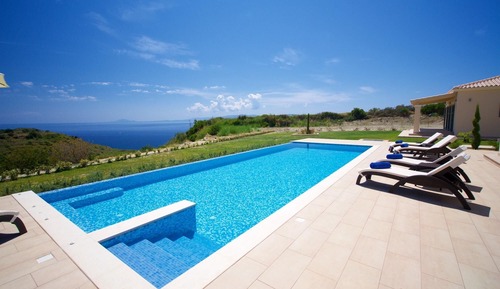 Villa, fumadores