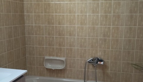 Apartamento familiar, 2 habitaciones, terraza, vistas al jardín