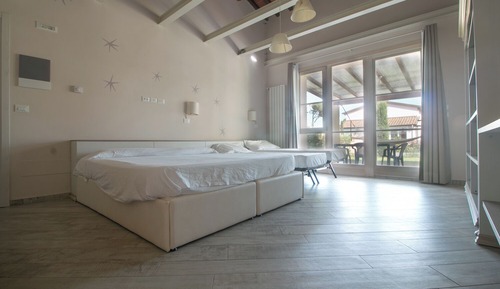 Loft estándar, 1 habitación, 2 baños, junto a la piscina