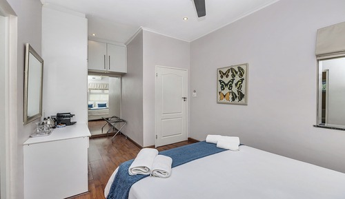 Habitación estándar, 1 cama doble, no fumadores, baño privado