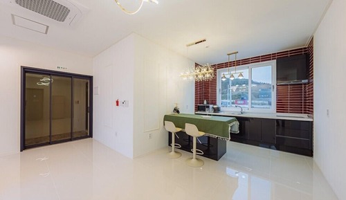 Habitación (201)
