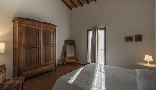 Apartamento Confort, 2 habitaciones, 2 baños, vistas al patio
