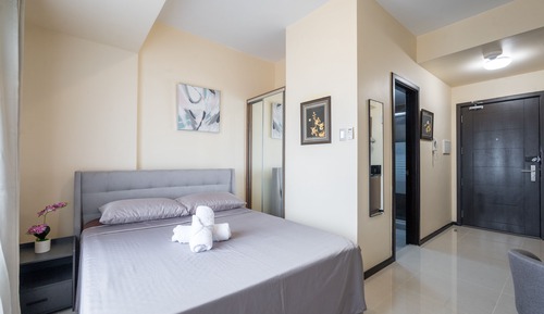 Suite superior, 1 cama de matrimonio, acceso a la piscina, vistas a la ciudad