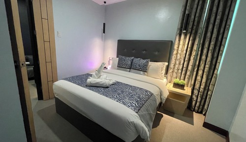 Superior One Bedroom Suite