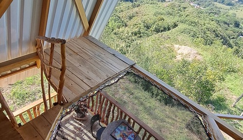 Cabaña familiar, 2 habitaciones, acceso a la piscina, vistas a la montaña
