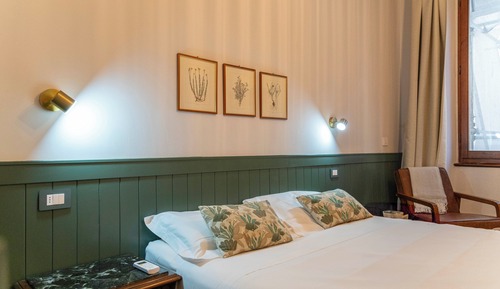 Habitación clásica con 1 cama doble o 2 individuales