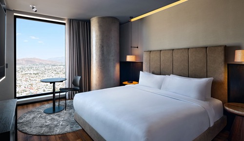 Habitación estándar, 1 cama de matrimonio grande, vistas a la ciudad
