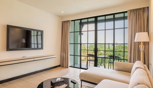 Suite (King bed)