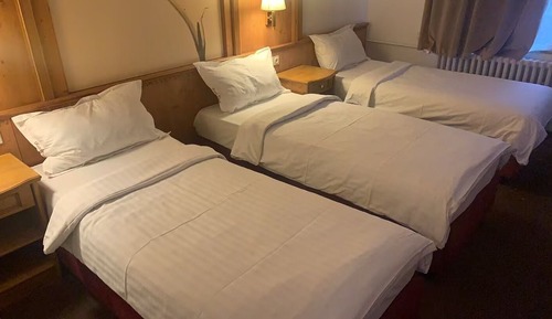 Habitación triple clásica