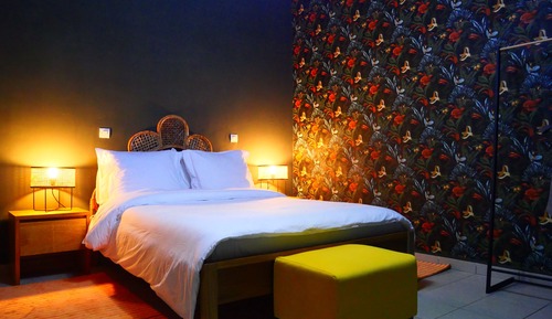 Apartamento panorámico, 1 cama doble con sofá cama, vistas a la playa, junto a la playa