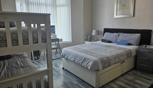 Habitación cuádruple básica