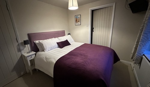 Habitación estándar con 1 cama doble o 2 individuales, 1 cama de matrimonio grande