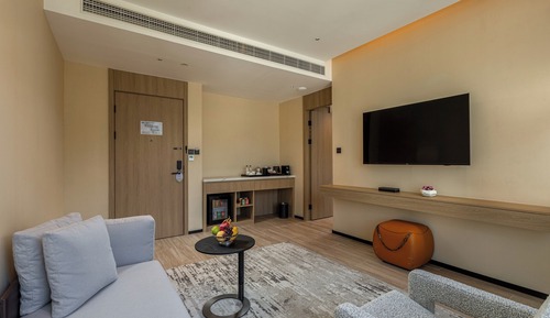 One Bedroom Suite