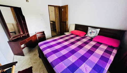 Habitación estándar con 1 cama doble o 2 individuales